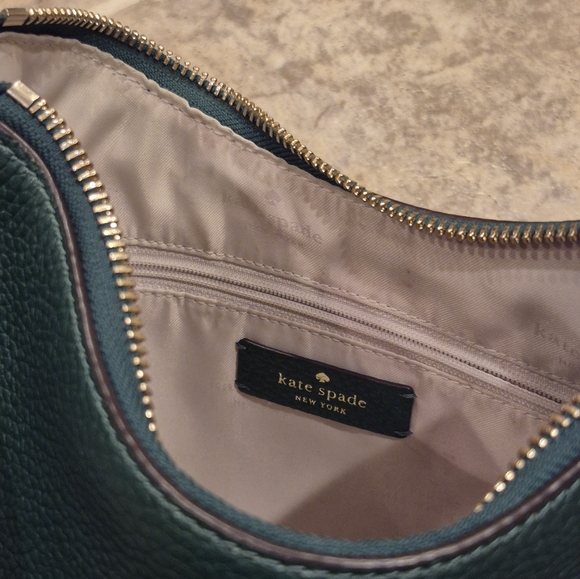 Kate Spade New York Green Pebbled Leather Shoulder Bag With Gold Chain Accent - Picture 8 of 12